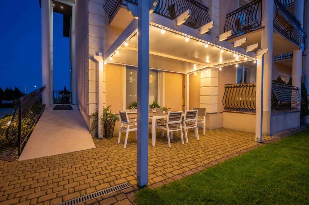 Pensjonat Marynarski - Apartamenty Darłówko Exterior foto