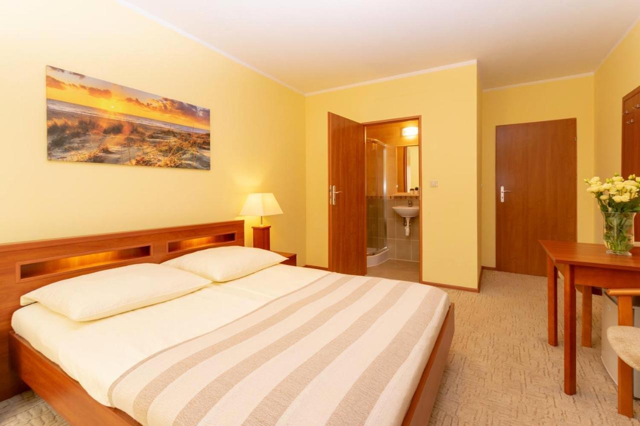 Pensjonat Marynarski - Apartamenty Darłówko Exterior foto