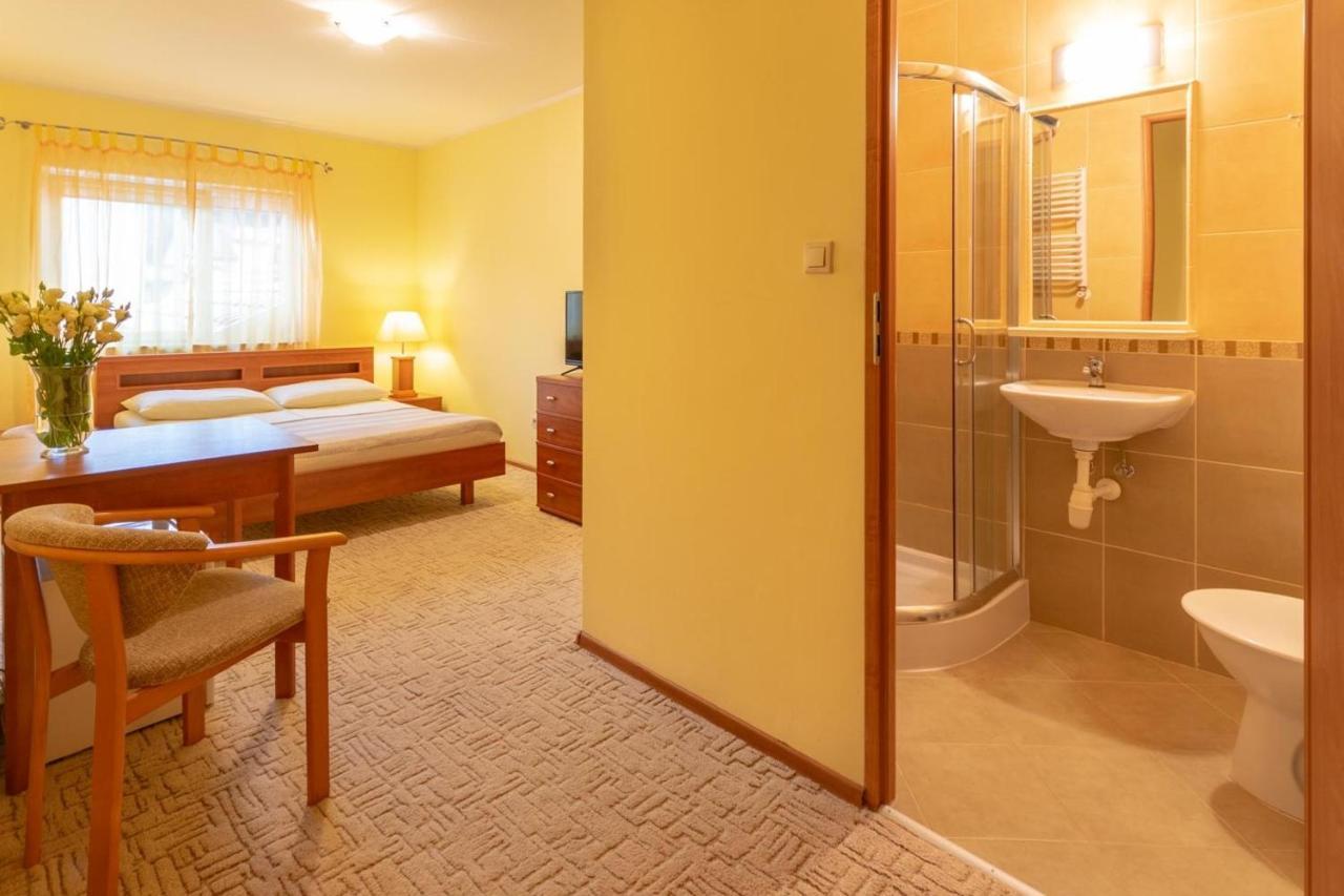 Pensjonat Marynarski - Apartamenty Darłówko Exterior foto