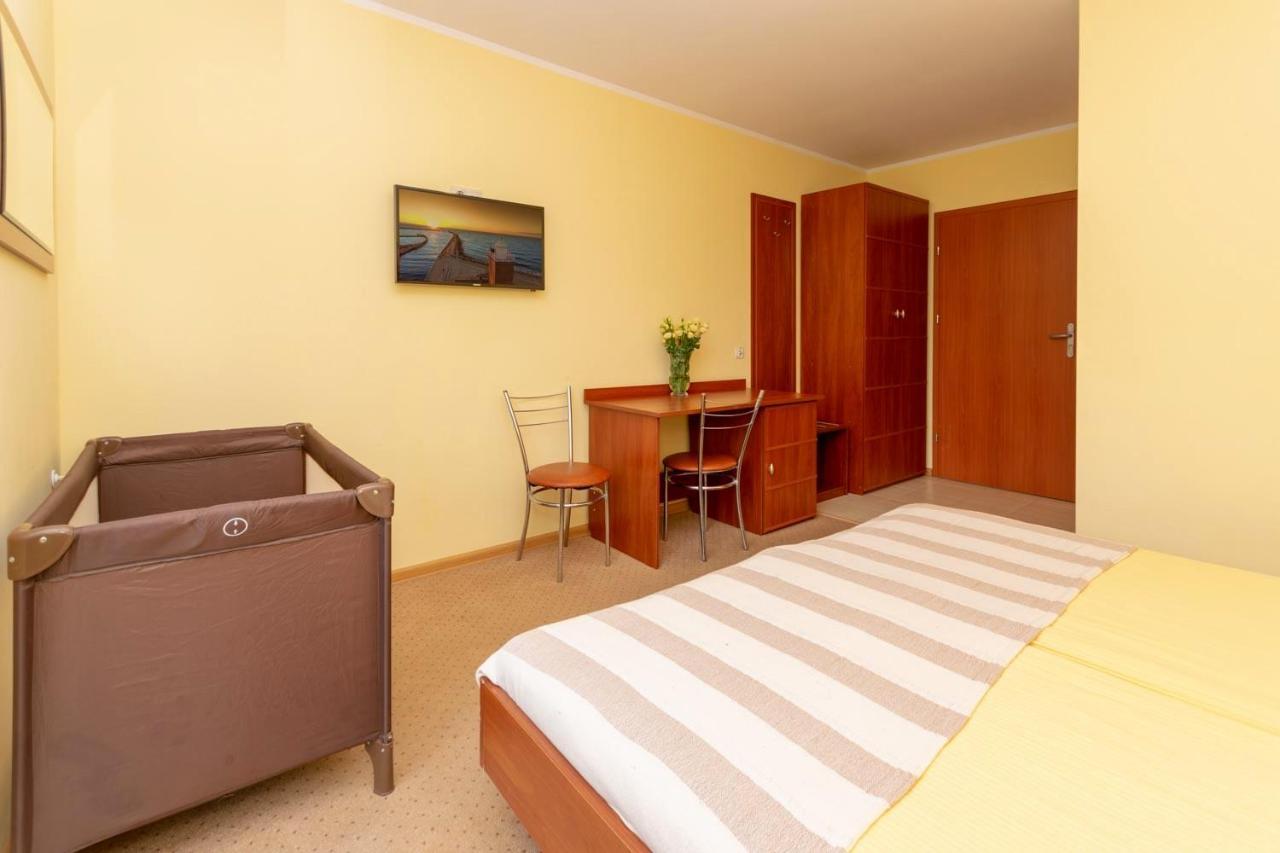 Pensjonat Marynarski - Apartamenty Darłówko Exterior foto
